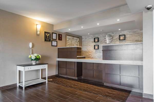  - Comfort Inn Dartmouth