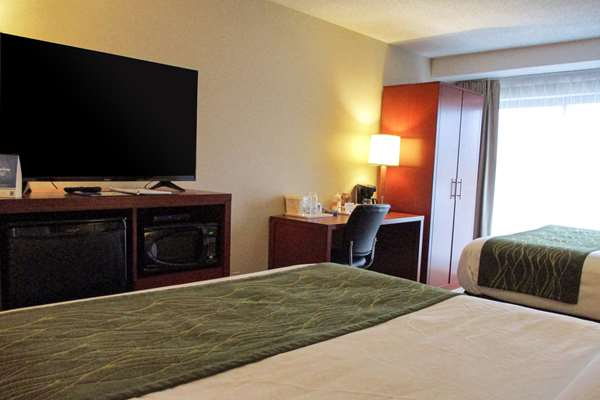  - Comfort Inn Dartmouth