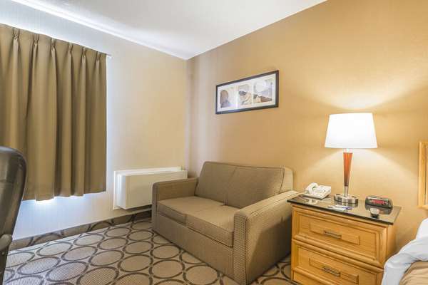  - Comfort Inn Belleville