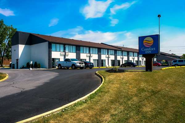 Exterior view - Comfort Inn Belleville
