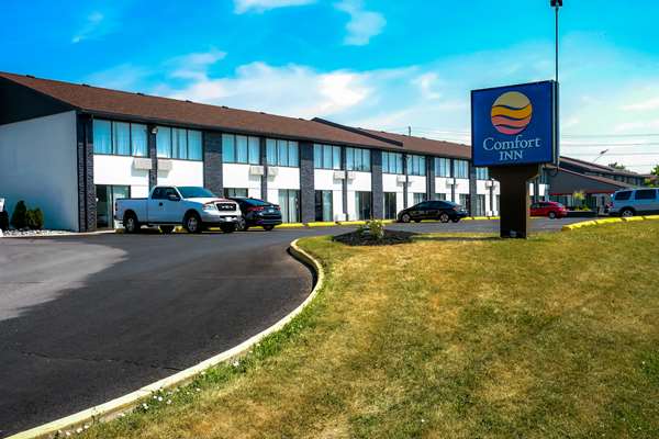 Exterior view - Comfort Inn Belleville