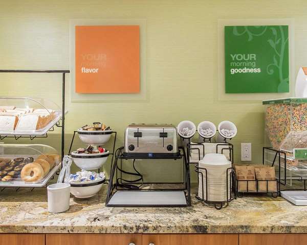 Amenities - Comfort Inn Brockville