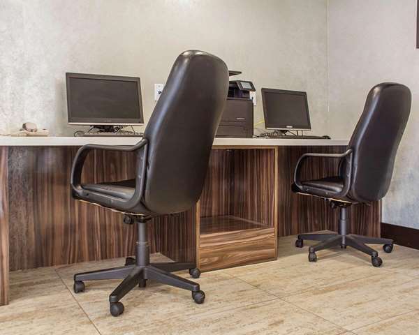 Conference Area - Comfort Inn Burlington