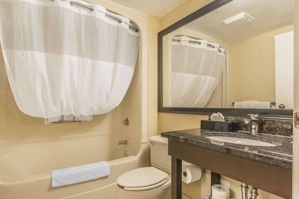  - Comfort Inn Cobourg