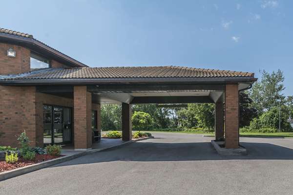 Exterior view - Comfort Inn Cobourg