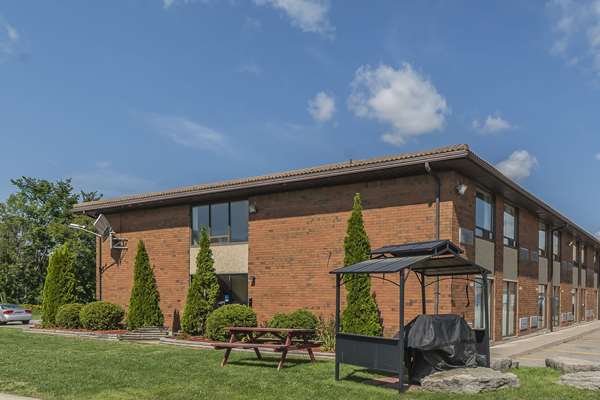 Exterior view - Comfort Inn Cobourg