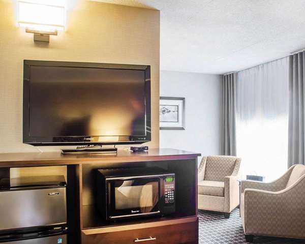  - Comfort Inn Guelph