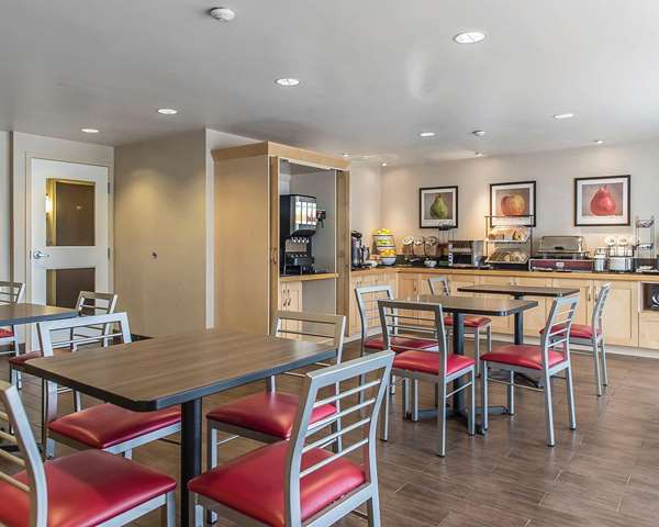 Amenities - Comfort Inn Hwy 401 Kingston