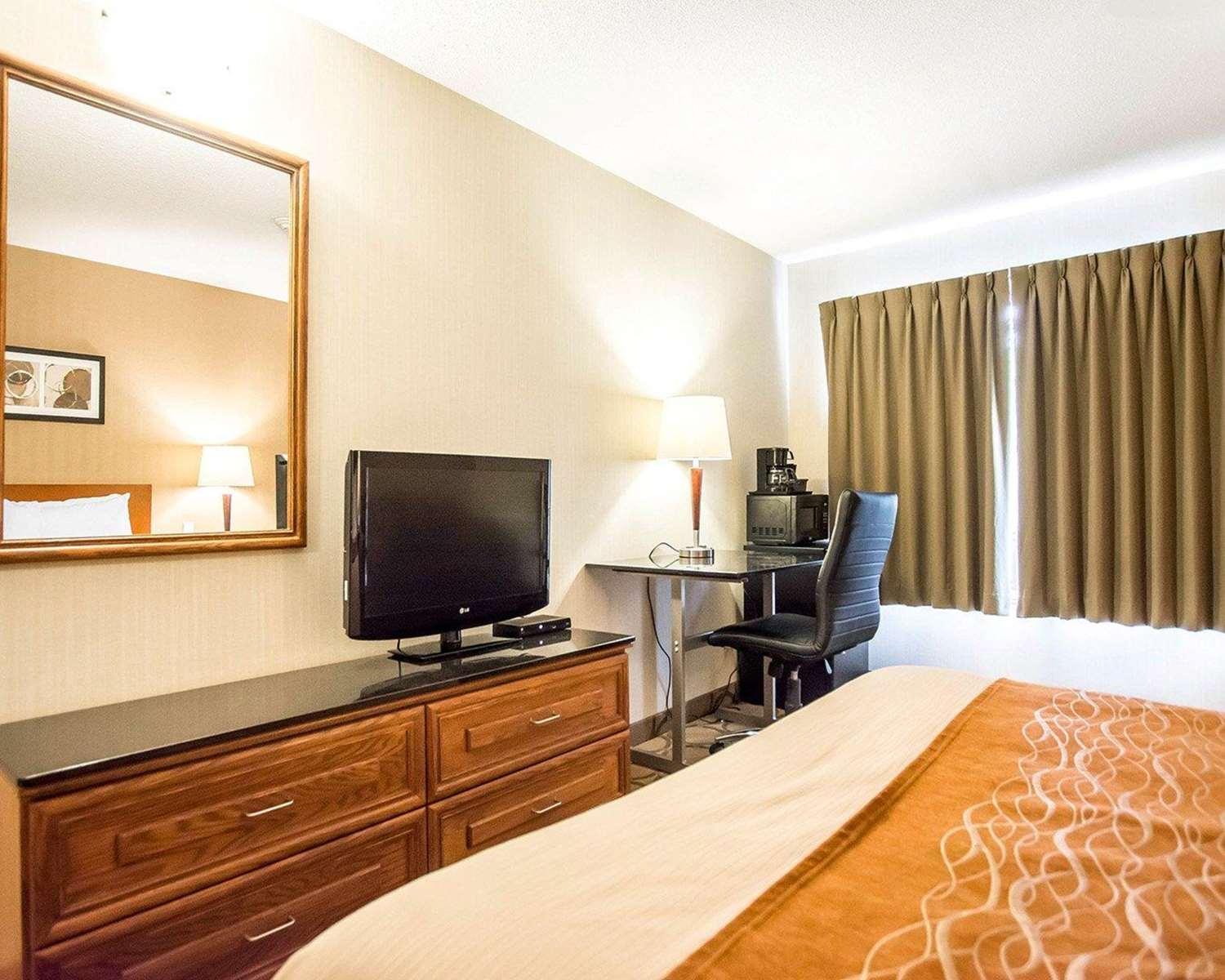 Comfort Inn Kirkland Lake, ON See Discounts