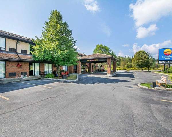 Exterior view - Comfort Inn Kirkland Lake