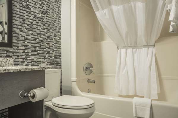  - Quality Inn Leamington