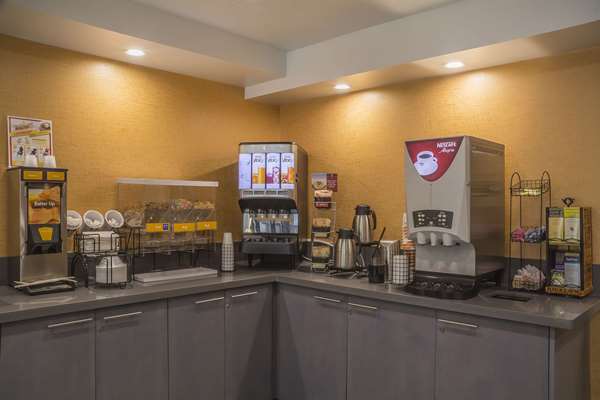 Amenities - Quality Inn Leamington