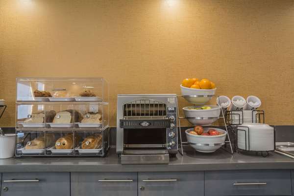 Amenities - Quality Inn Leamington