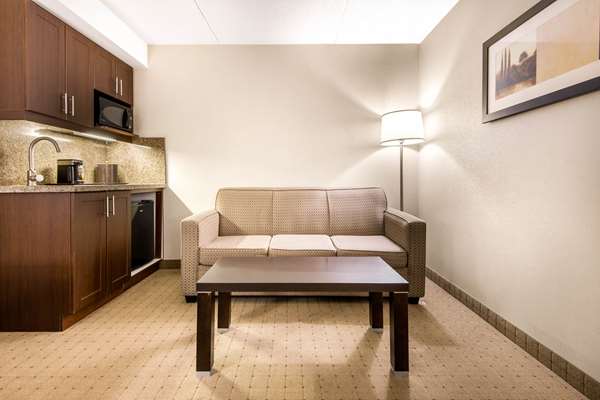  - Comfort Inn Toronto Airport West Mississauga