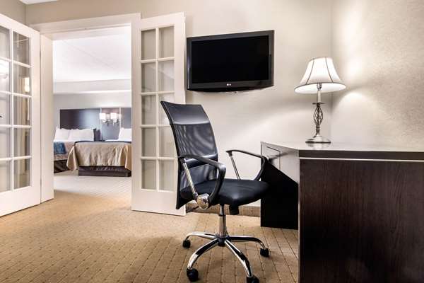  - Comfort Inn Toronto Airport West Mississauga