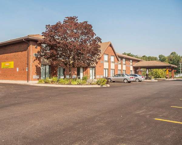 Exterior view - Comfort Inn Orillia