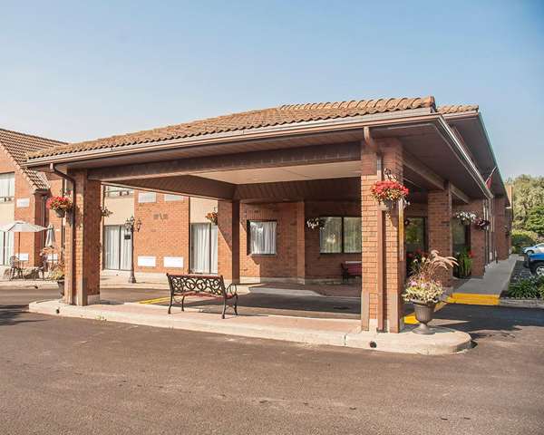 Exterior view - Comfort Inn Orillia