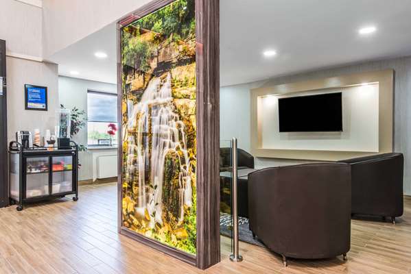  - Comfort Inn Owen Sound