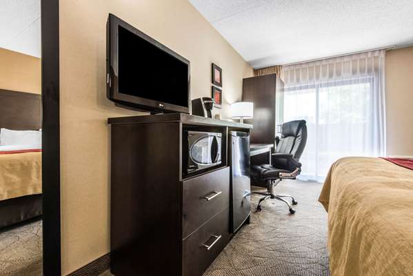  - Comfort Inn Owen Sound