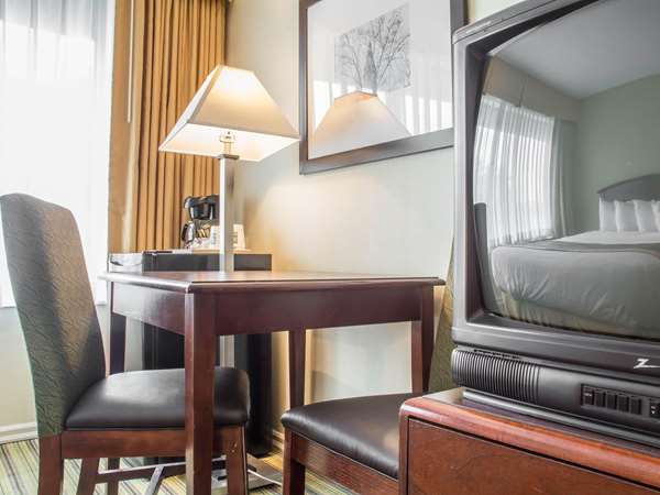  - Quality Inn Peterborough