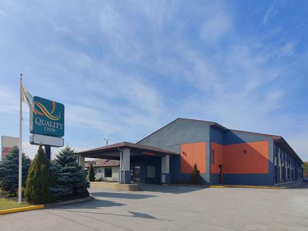 Exterior view - Quality Inn Peterborough