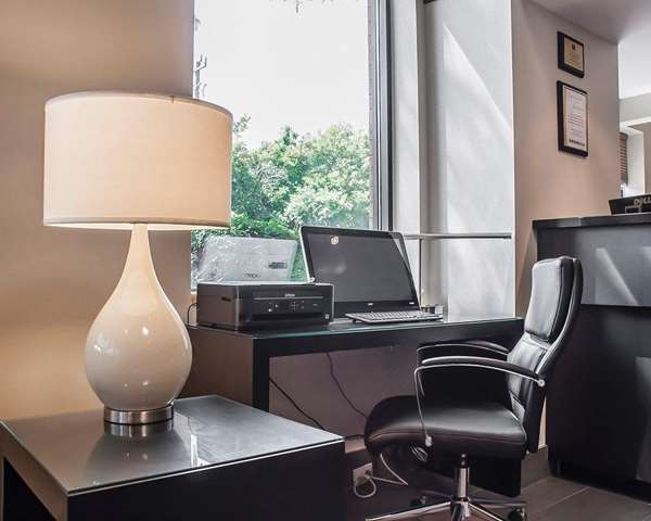 Conference Area - Comfort Inn Simcoe