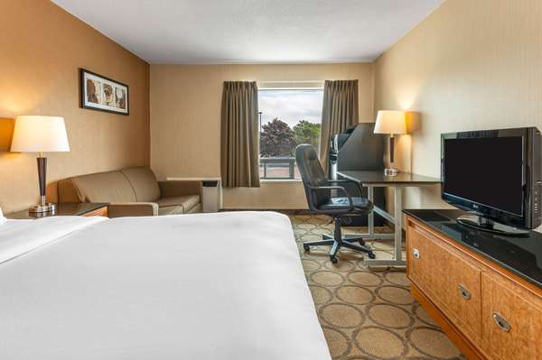  - Comfort Inn Simcoe