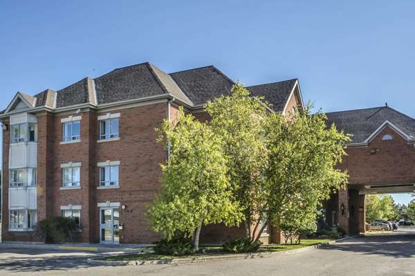 Exterior view - Quality Suites London