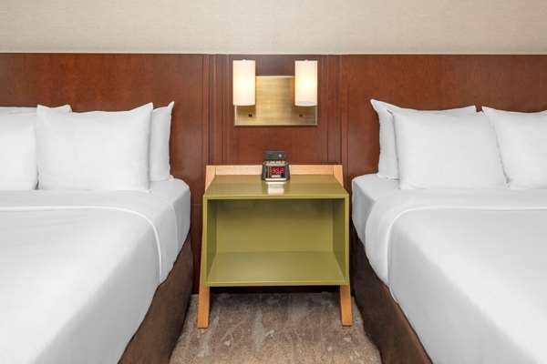  - Comfort Inn Ottawa