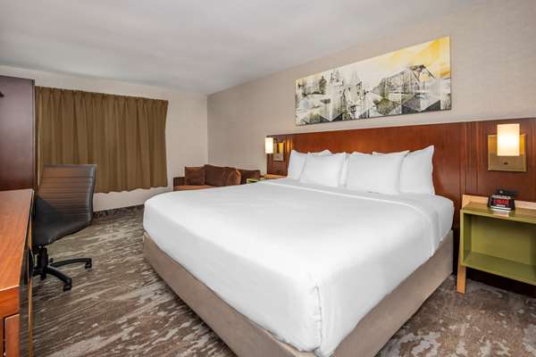  - Comfort Inn Ottawa