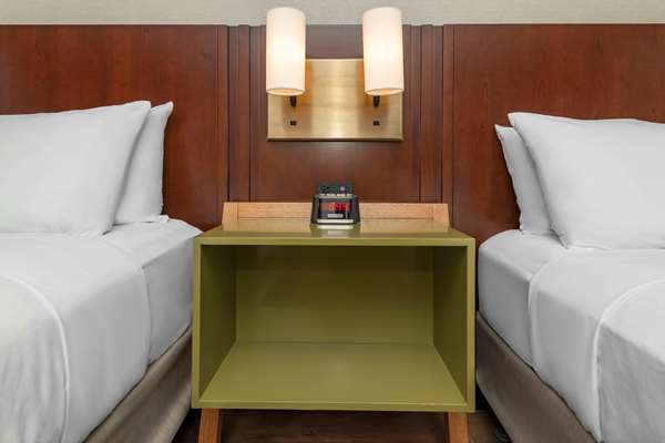  - Comfort Inn Ottawa