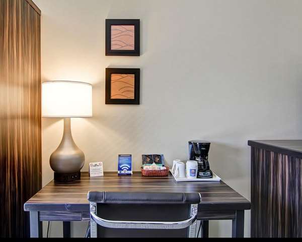  - Comfort Inn St Catharines