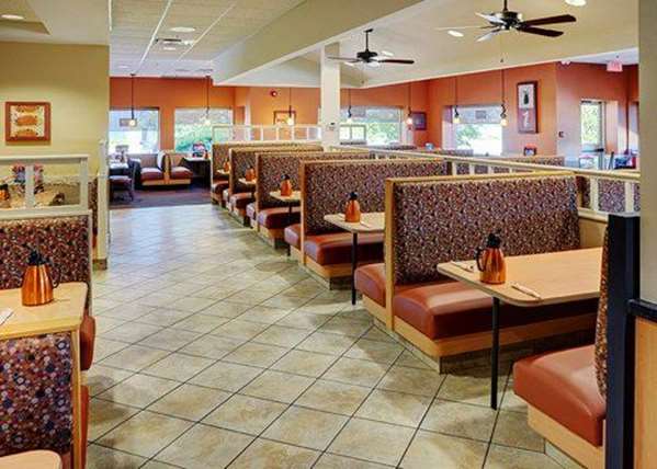 Restaurant - Comfort Inn St Catharines