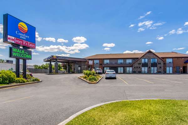 Exterior view - Comfort Inn St Catharines