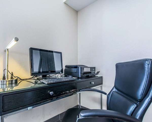 Conference Area - Comfort Inn East Sudbury