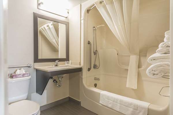  - Comfort Inn Trenton