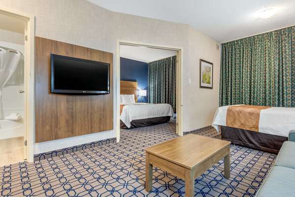 Suite - Quality Suites Whitby