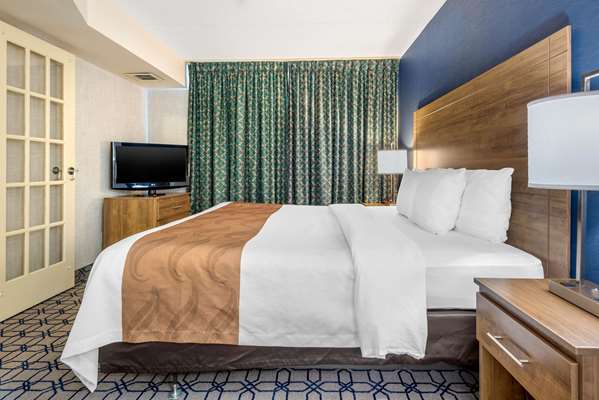 Suite - Quality Suites Whitby