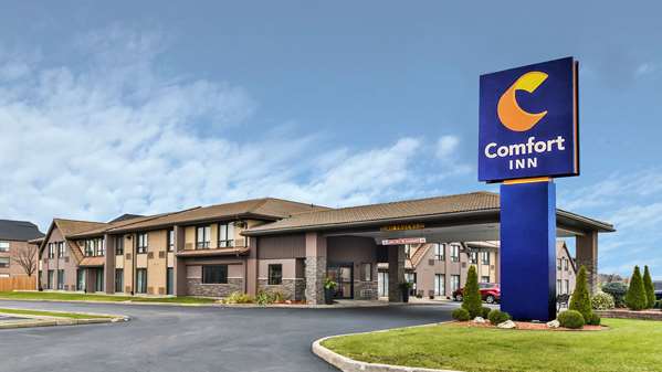 Exterior view - Comfort Inn Windsor