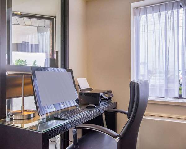 Conference Area - Comfort Inn Baie-Comeau