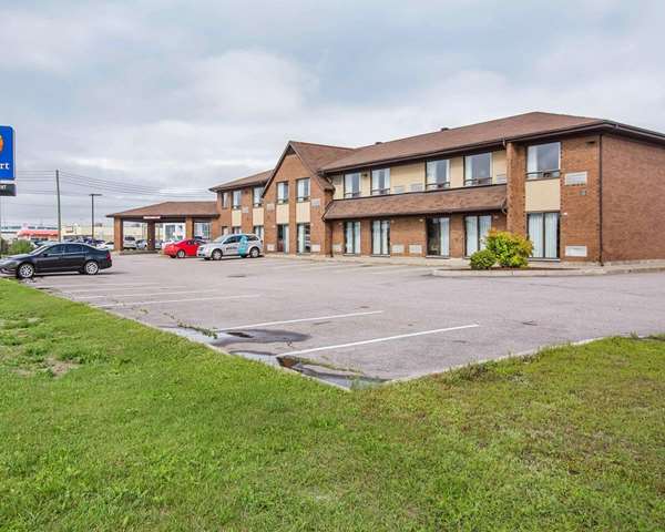 On-Site,Outdoor/Exterior,Exterior View of Building