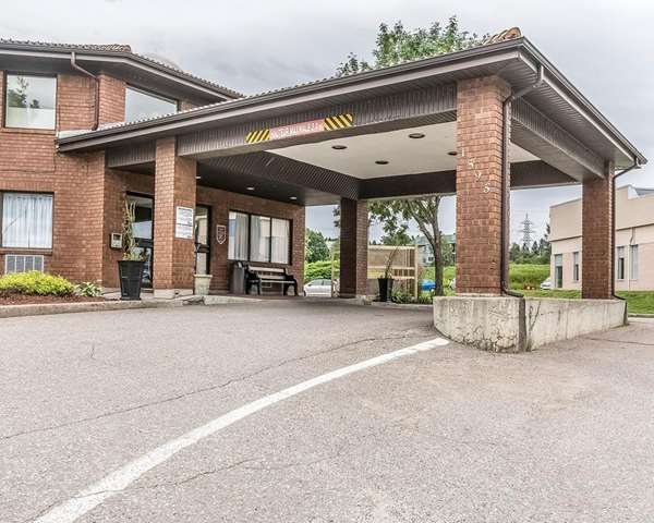 Exterior view - Comfort Inn Chicoutimi