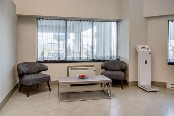 - Comfort Inn Montreal Airport Dorval