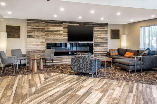  - Comfort Inn Montreal Airport Dorval