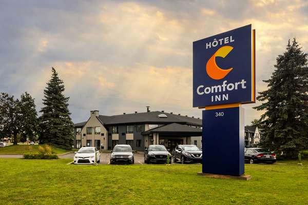 Exterior view - Comfort Inn Montreal Airport Dorval