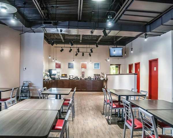 Amenities - Comfort Inn Laval