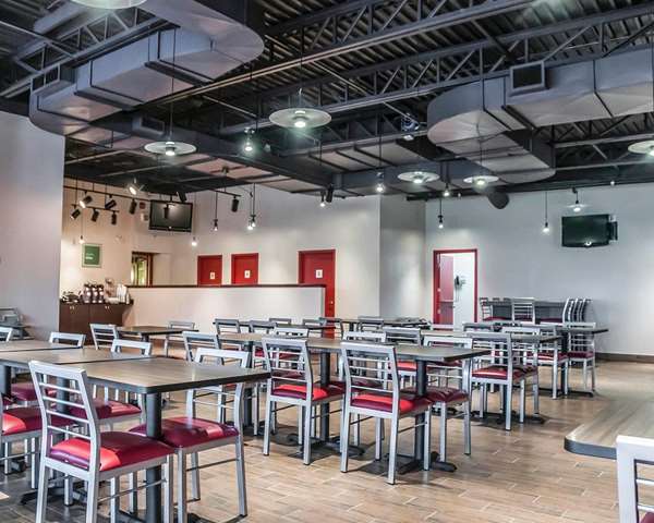 Amenities - Comfort Inn Laval