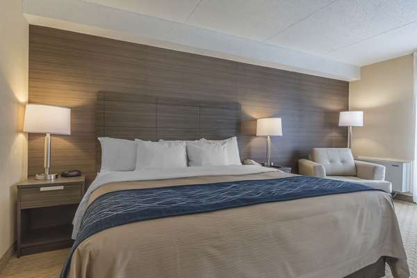  - Comfort Inn Levis