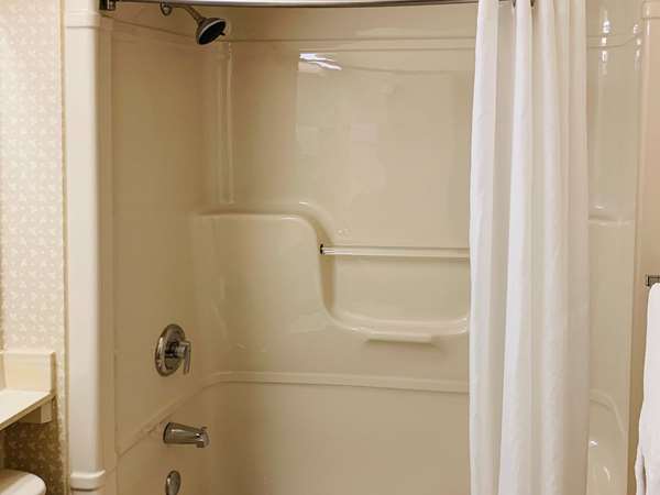  - Econo Lodge Quebec Airport Ste Foy