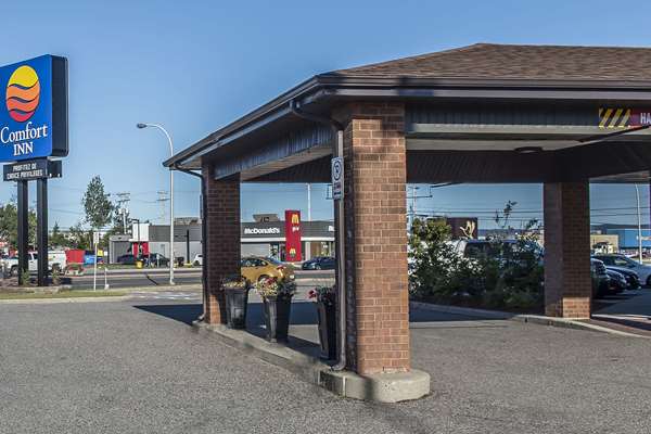 Exterior view - Comfort Inn Sept Iles